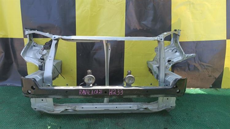 Рамка радиатора Тойота РАВ 4 в Бахчисарае 103307