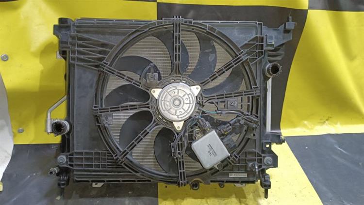 Радиатор основной Ниссан Нот в Бахчисарае 105188