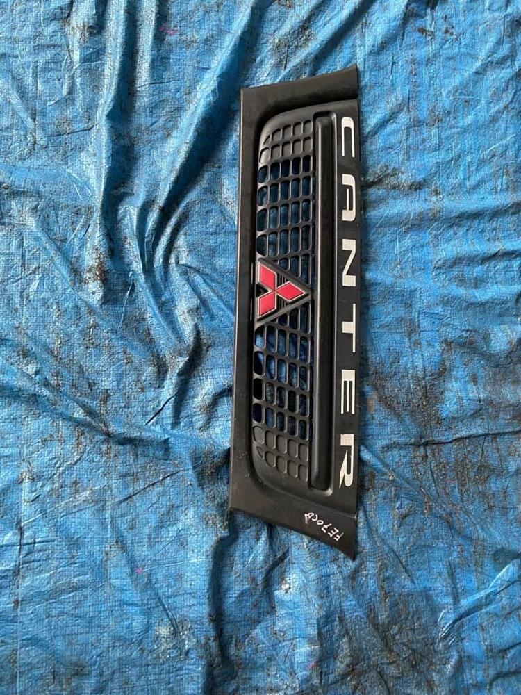 Решетка радиатора Мицубиси Кантер в Бахчисарае 209116