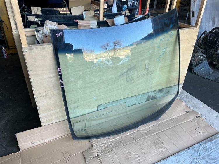 Лобовое стекло Хонда Степвагон в Бахчисарае 236509