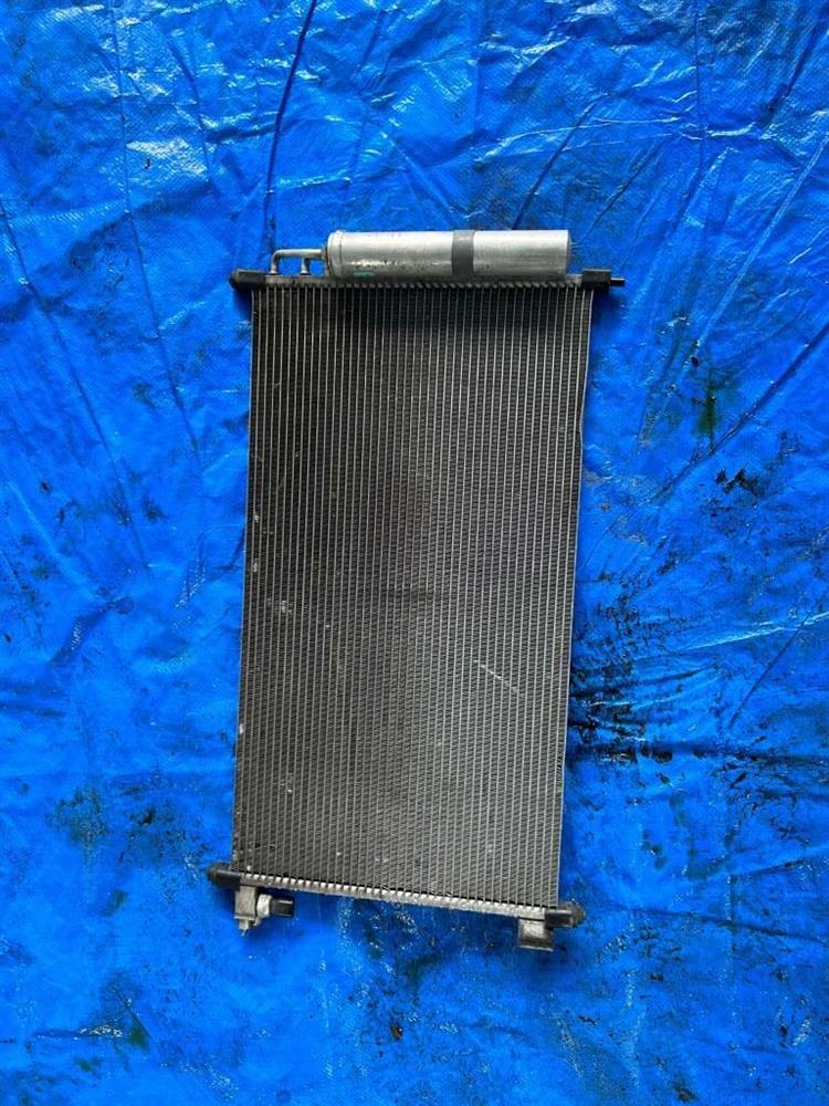 Радиатор кондиционера Ниссан НВ 200 в Бахчисарае 245875