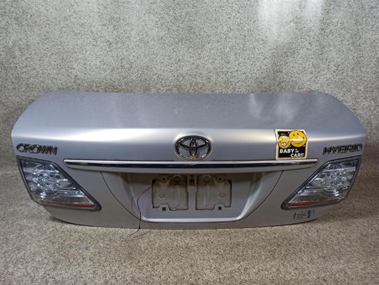 Крышка багажника Тойота Краун в Бахчисарае 247172
