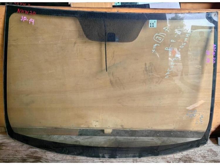 Лобовое стекло Тойота Приус в Бахчисарае 249558