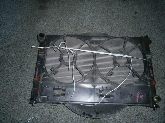 Диффузор радиатора Мазда МПВ в Бахчисарае 31231