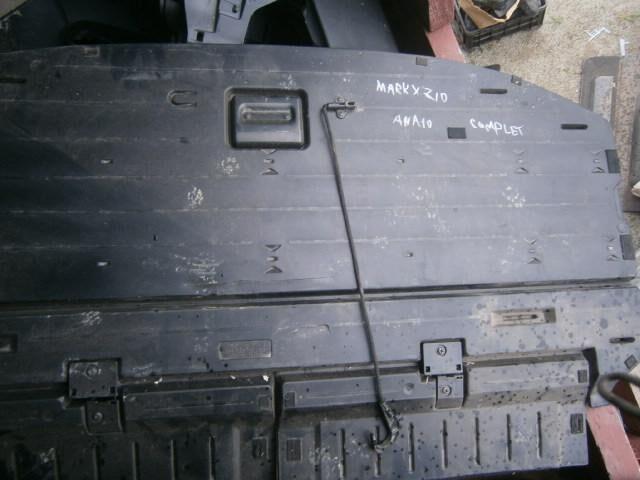 Крышка багажника Тойота Марк Х Зио в Бахчисарае 31353