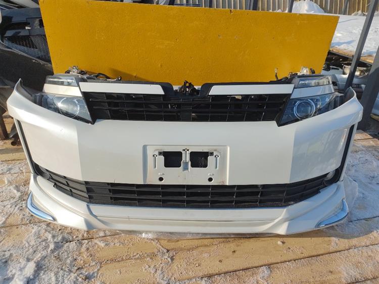 Nose Cut Тойота Вокси в Бахчисарае 49147