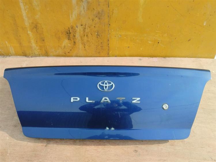 Крышка багажника Тойота Платц в Бахчисарае 50762