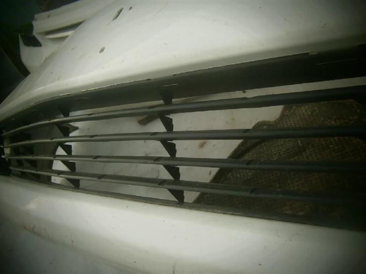 Решетка радиатора Тойота Приус в Бахчисарае 72763